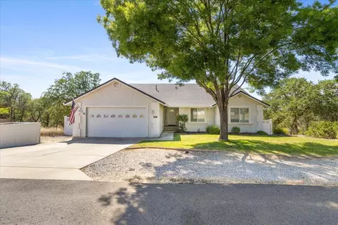 19843 Freshwater Dr, Cottonwood, CA 96022