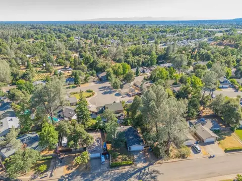 1134 Belcrest Dr, Redding, CA 96003 photo 34