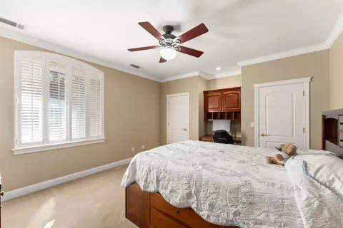 Bedroom - 19674 San Vincente Dr, Redding, CA 96003 photo 6 of 10