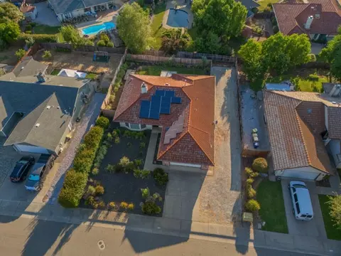 3694 Canterbury Dr, Redding, CA 96002 photo 39
