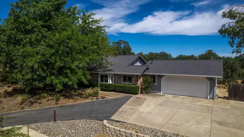 20517 Bernard Way, Redding, CA 96003 photo 4
