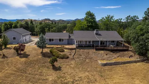 20517 Bernard Way, Redding, CA 96003 photo 3