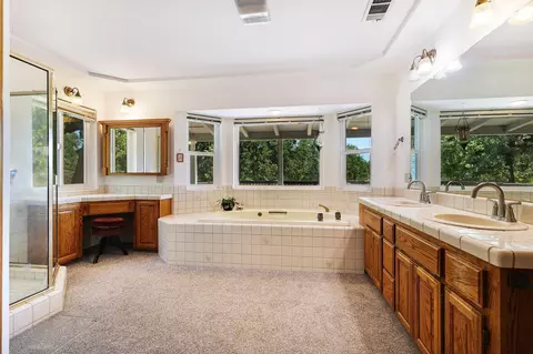 20517 Bernard Way, Redding, CA 96003 photo 13