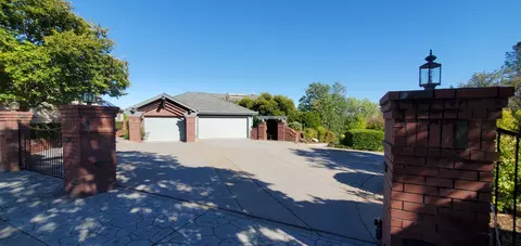 Other - 1683 St Andrews Ave, Redding, CA 96003 photo 11 of 13