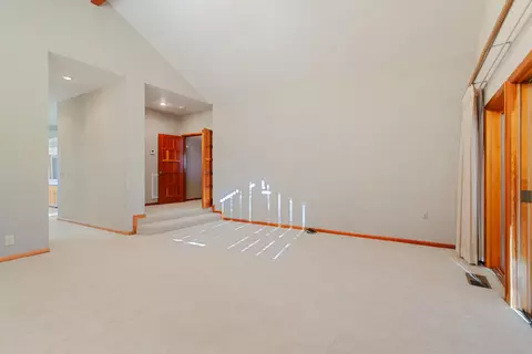 Living - 1683 St Andrews Ave, Redding, CA 96003 photo 16 of 16