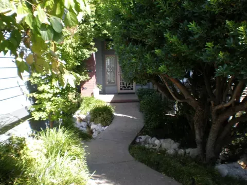 Exterior - 1683 St Andrews Ave, Redding, CA 96003 photo 5 of 17