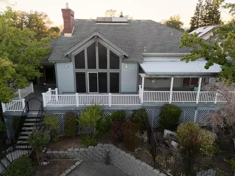 Exterior - 1683 St Andrews Ave, Redding, CA 96003 photo 15 of 17