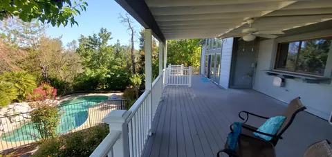 Exterior - 1683 St Andrews Ave, Redding, CA 96003 photo 11 of 17