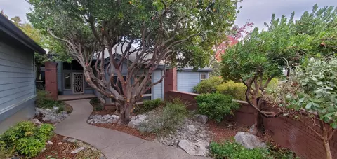 Exterior - 1683 St Andrews Ave, Redding, CA 96003 photo 8 of 17