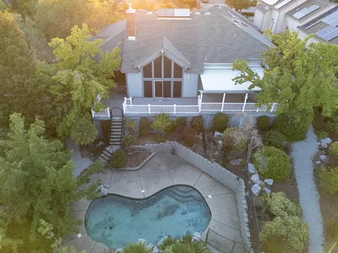 View/Area - 1683 St Andrews Ave, Redding, CA 96003 photo 1 of 2