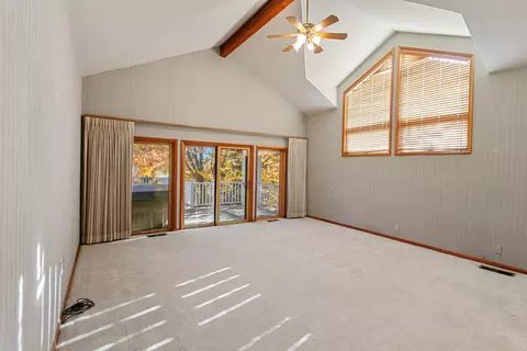 Living - 1683 St Andrews Ave, Redding, CA 96003 photo 15 of 16