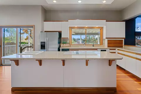 Kitchen - 1683 St Andrews Ave, Redding, CA 96003 photo 1 of 4