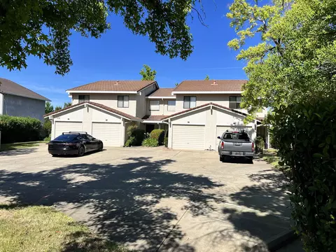 1112 Burton Dr, Redding, CA 96003 photo 2