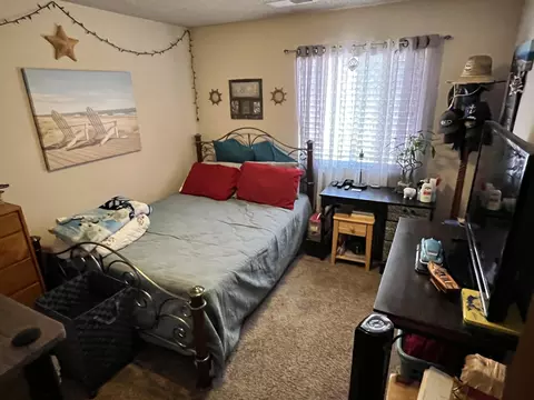 1112 Burton Dr, Redding, CA 96003 photo 17