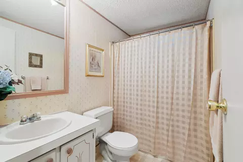 1104 Shawnee Trl, Redding, CA 96003 photo 22