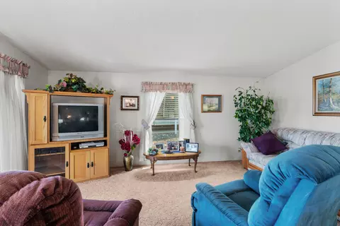 1104 Shawnee Trl, Redding, CA 96003 photo 6