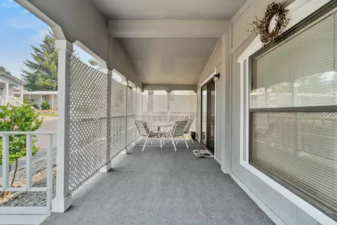 1104 Shawnee Trl, Redding, CA 96003 photo 24