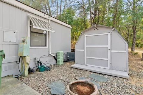 1104 Shawnee Trl, Redding, CA 96003 photo 27
