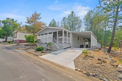 1104 Shawnee Trl, Redding, CA 96003 photo 3