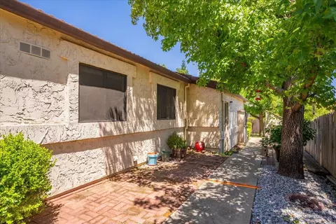688 Buckthorn Dr, Redding, CA 96003 photo 31