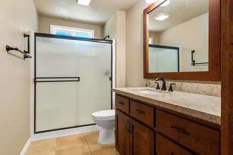 5636 Pleasant View Dr, Anderson, CA 96007 photo 20