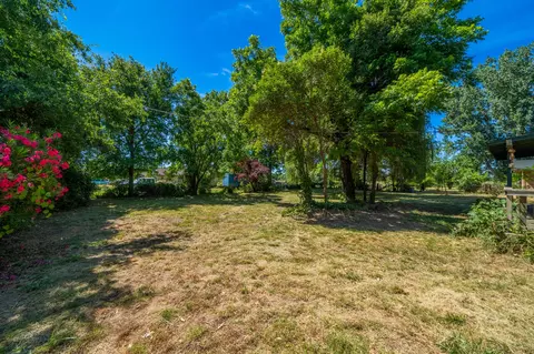 5636 Pleasant View Dr, Anderson, CA 96007 photo 22