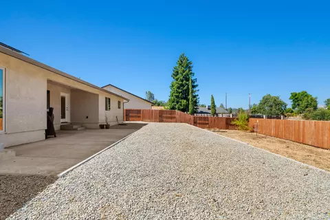 11369 Menlo Way, Redding, CA 96003 photo 28