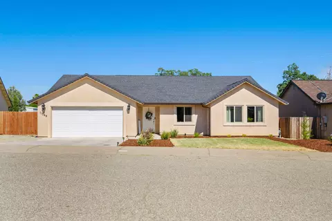 11369 Menlo Way, Redding, CA 96003