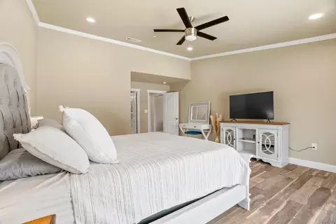 11369 Menlo Way, Redding, CA 96003 photo 15