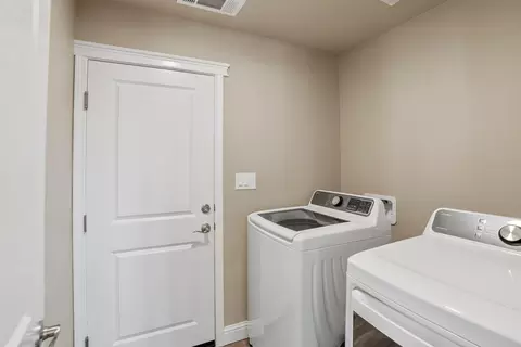 11369 Menlo Way, Redding, CA 96003 photo 24