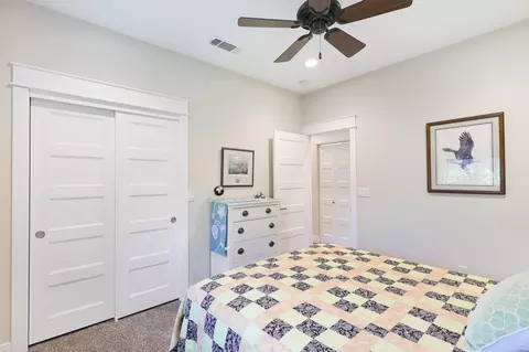 Bedroom - 1388 Spinnaker Dr, Redding, CA 96003 photo 3 of 3