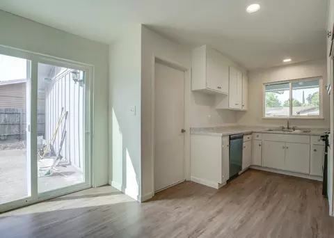 1437 Hemlock Ave, Anderson, CA 96007 photo 7