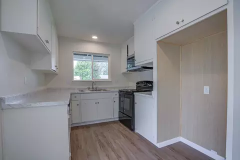 1437 Hemlock Ave, Anderson, CA 96007 photo 8