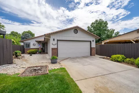 2053 Paris Ave, Redding, CA 96001