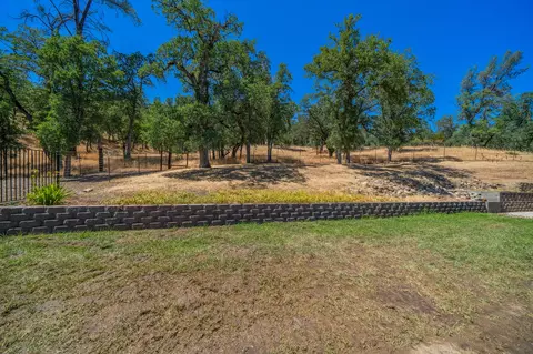 Exterior - 10852 Oak Run Rd, Oak Run, CA 96069 photo 22 of 33