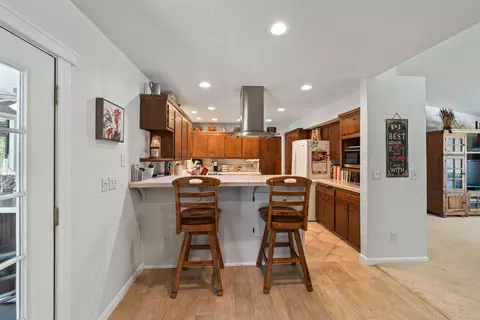 Kitchen - 10852 Oak Run Rd, Oak Run, CA 96069 photo 1 of 5