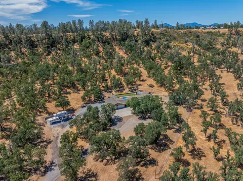 View/Area - 10852 Oak Run Rd, Oak Run, CA 96069 photo 17 of 20