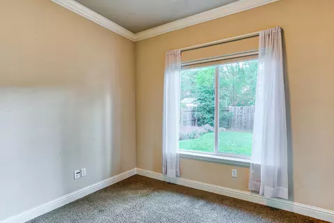 Bedroom - 5842 Fairmont Dr, Redding, CA 96003 photo 2 of 4