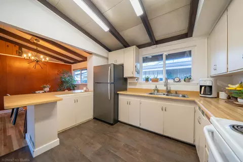 785 Lincoln St, Redding, CA 96001 photo 9
