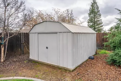 132 Justin Way, Redding, CA 96003 photo 39
