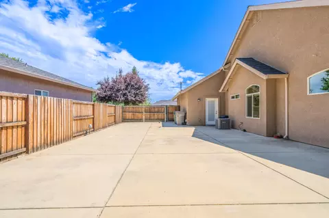 3272 Miramar Way, Redding, CA 96001 photo 24