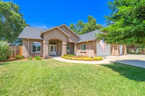 3272 Miramar Way, Redding, CA 96001 photo 3