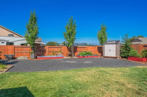 Exterior - 2841 San Pablo St, Redding, CA 96003 photo 10 of 16