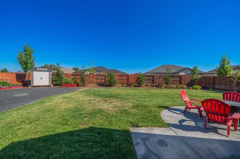 Exterior - 2841 San Pablo St, Redding, CA 96003 photo 13 of 16