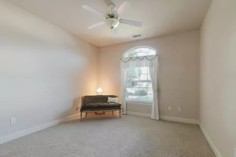 Bedroom - 562 Centavo Way, Redding, CA 96003 photo 4 of 4