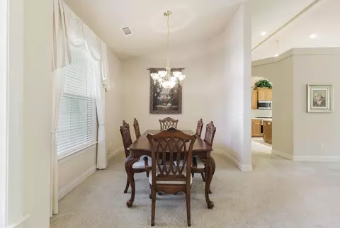 Dining - 562 Centavo Way, Redding, CA 96003 photo 1 of 1