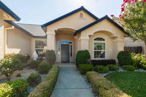 562 Centavo Way, Redding, CA 96003