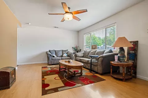 Living - 2270 Corona St, Redding, CA 96002 photo 1 of 2