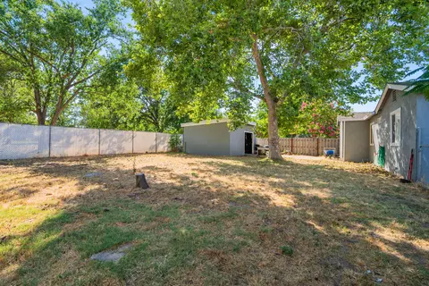 Exterior - 3256 Silver St, Anderson, CA 96007 photo 6 of 7