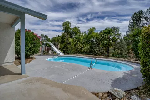 3035 Howard Dr, Redding, CA 96001 photo 31